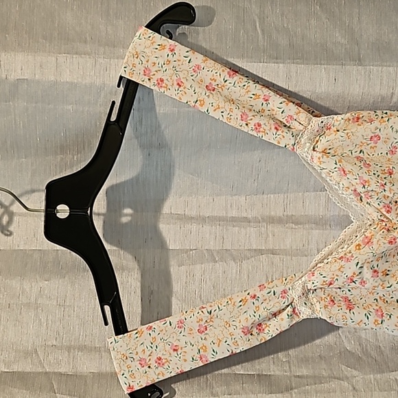 Shein Dress - Picture 2 of 16